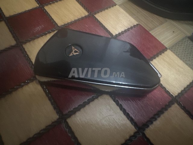 Cupra contact origine