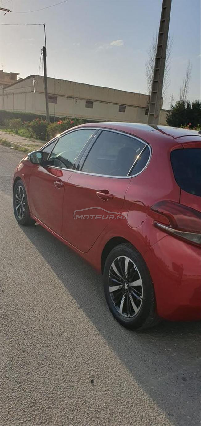 Peugeot 208 gt