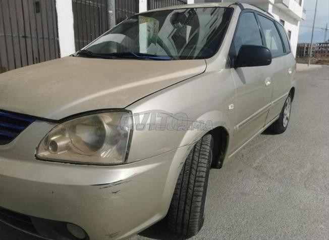 kia carens