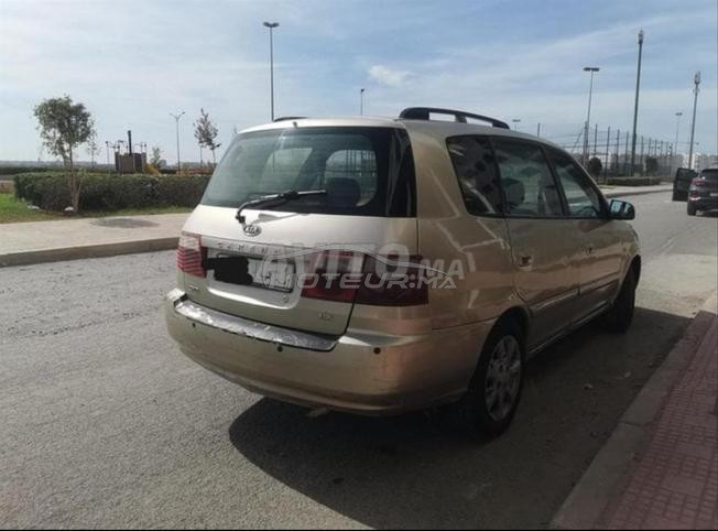 kia carens