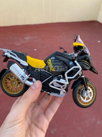 Miniature moto 1/12 Bmw Gs 1250 