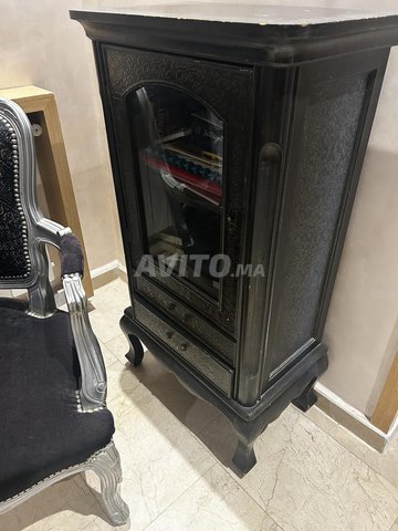 2 CHAISES / MIROIR /COMMODE 