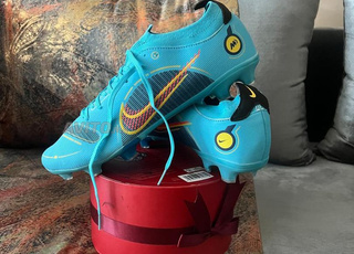 nike mercuriel vapor 14