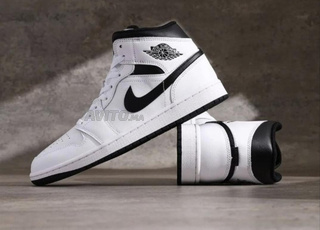 AIR JORDAN MID PANDA ORIGINAL TAILLE 40