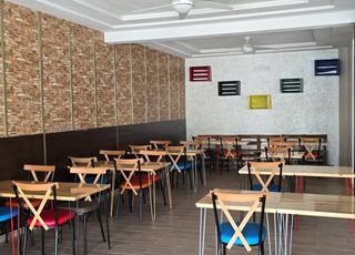 serveuse (salle/bar) - commis cuisine 