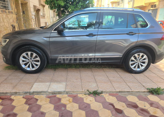 voiture presque neuve 