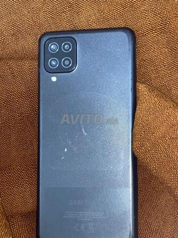 samsung A12 bon etat  - 2