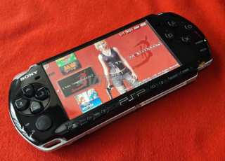 PSP SLIM Complet Avec 14 Jeux Installé