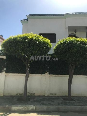 Villa khasha ghir chwiya dl isla7 - 2