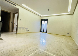 Studio neuf à louer 58m² à Casablanca oasis 