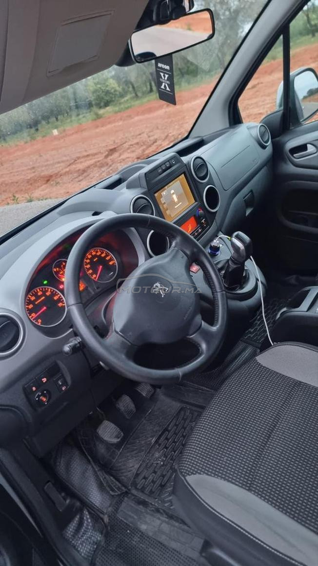 Peugeot Partner Diesel Manuelle 2019 à Kénitra