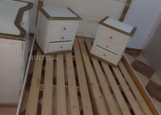 سرير 1.40 مع 3 الكوافوزات و