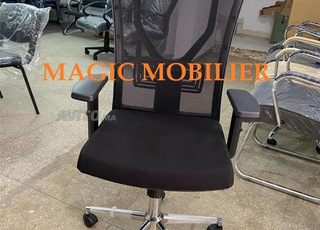 des chaises bon qualité visiteur/président 