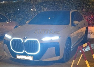 BMW Série 7 Hybride ICONICS 750e Automatique 2024