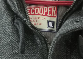 ja besoin vendre une jacket marque original import 