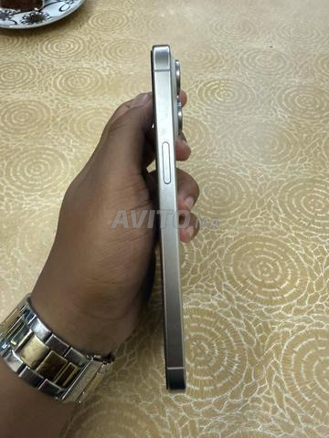 iPhone 15 pro max 256 GB - 2