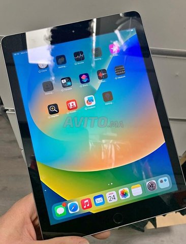 tabbllet Apple ipad 5th génération. 
