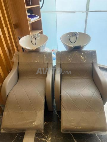 A VENDRE- Matériel De Salon De Coiffure De Luxe 