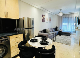 Studio meublé neuf à louer 48 m² à Casablanca