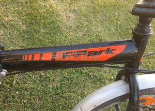 دراجة هوائية رائع في حل جيد