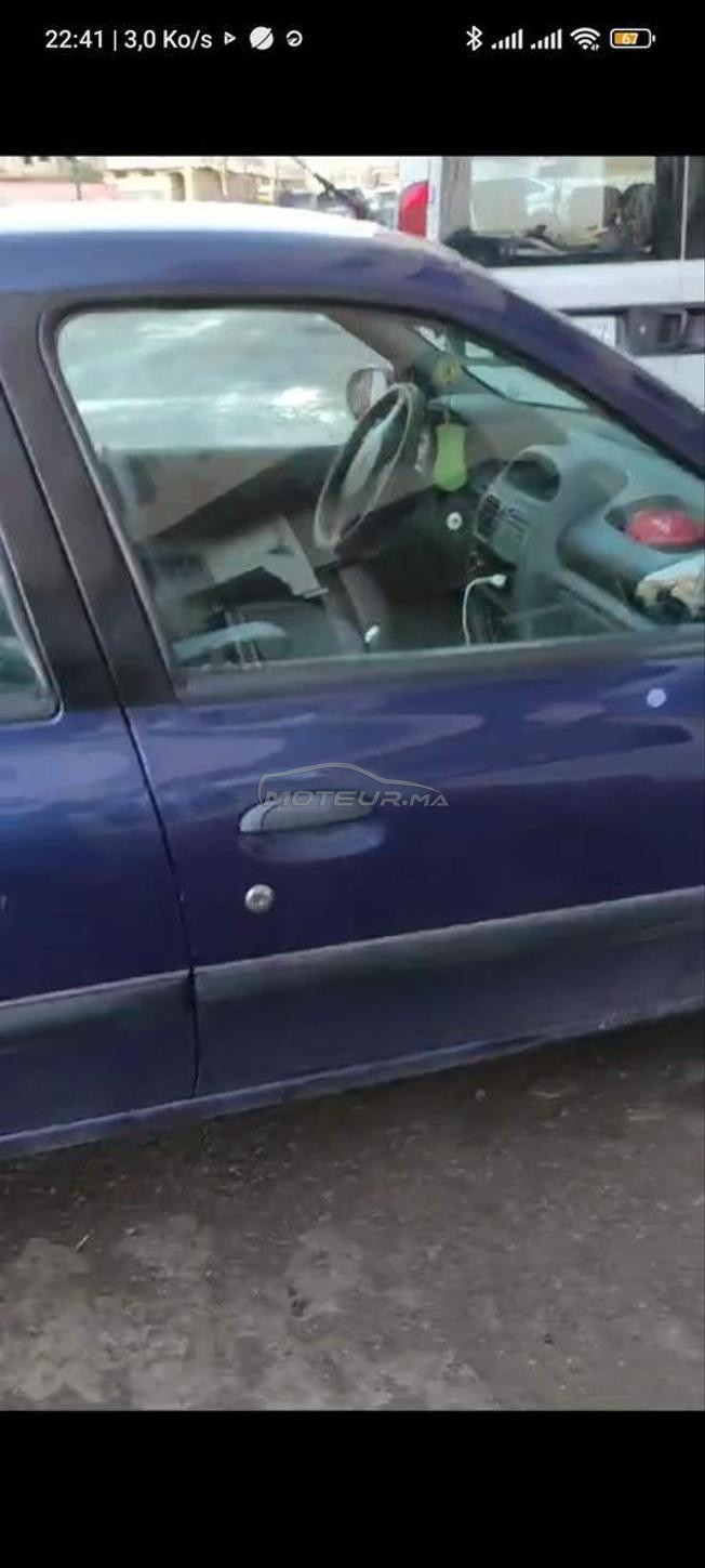 clio 2  modèle 2000