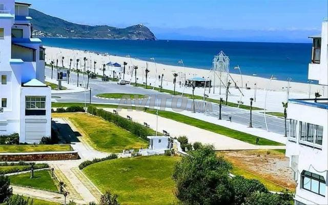 شقة بسيتي جردان مطلة على البحر بمسبح - 2