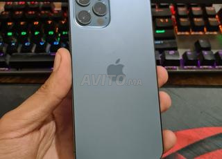 iphone 12 Pro Official bon etat