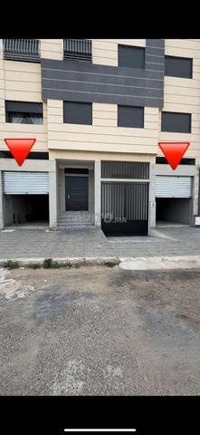 Sala El Jadida – 2 garages sur avenue commerciale
