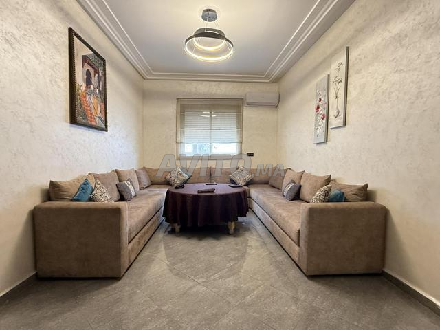 شقة جميلة جداً مجهزة تقع في وسط مدينة مراكش