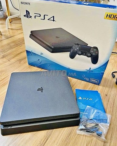 Ps4 Slim 1tb avec 2 manet
