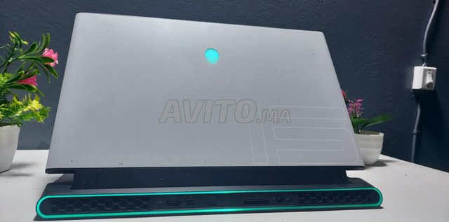 Alienware i7 10875H/16/Rtx 3070 - 300mhz 