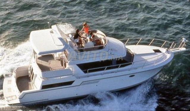 bateau yacht de luxe 