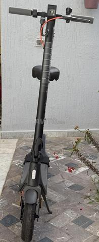 Trottinette Xiaomi 4 Lite 2ème Génération  - 2