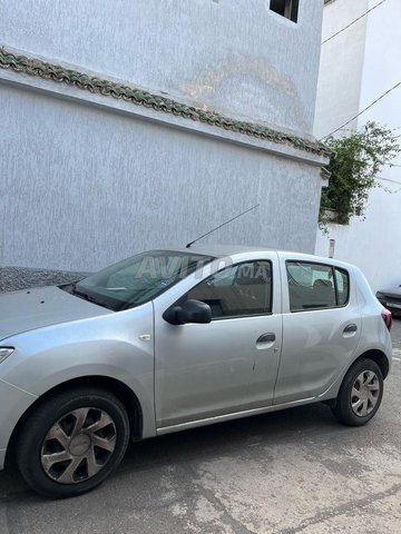 Dacia Sandero Essence Manuelle 2020 à Casablanca
