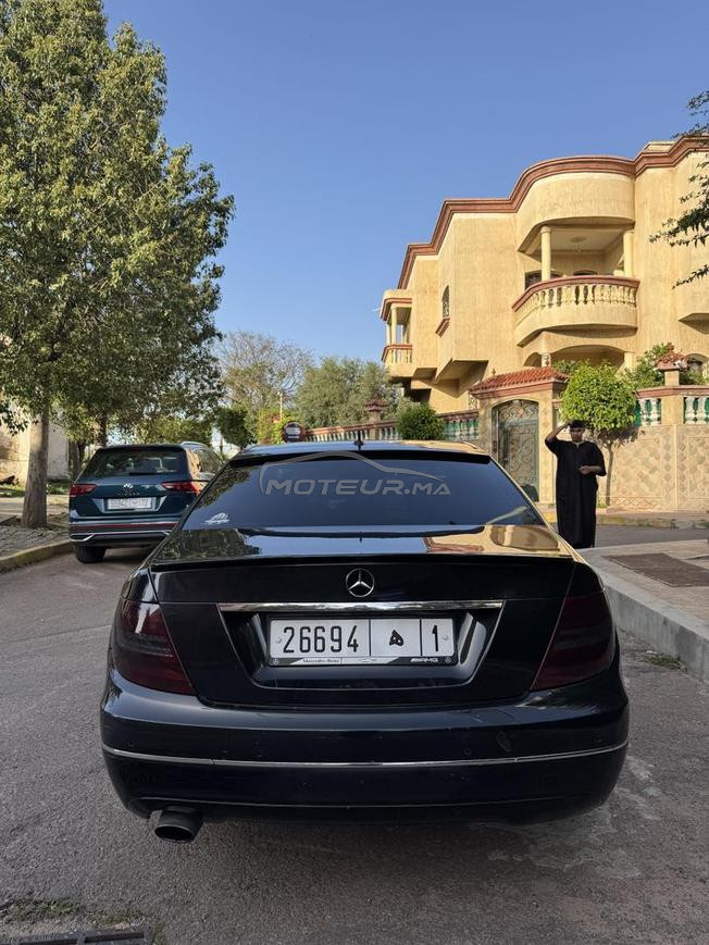 Mercedes-Benz 220 Diesel Automatique 2011