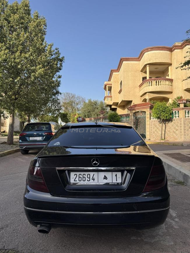 Mercedes-Benz 220 Diesel Automatique 2011