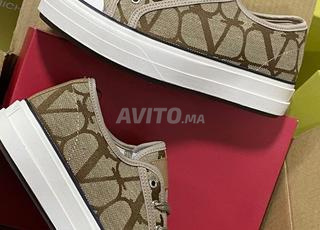 Baskets Valentino Chic VLTN7654