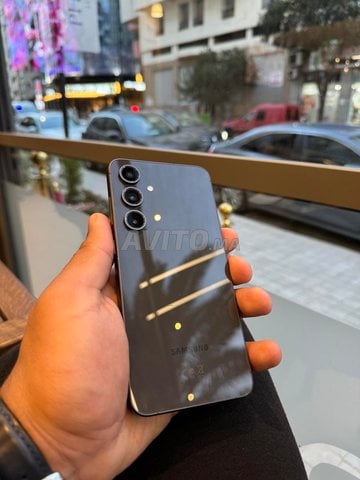 Samsung s24 fe très bon état ✔️ 256Gb/8ram