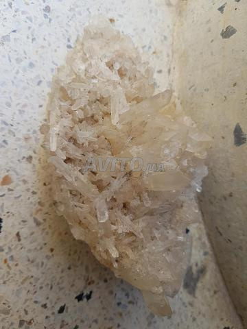  **كريستال كوارتز طبيعي عنقودي – وزن 600غ**