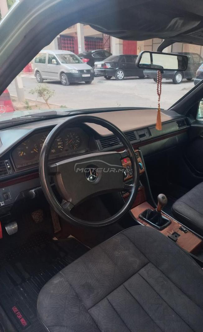 Mercedes-Benz 250
