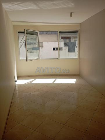 Bureau Cloison pas loins station tram Hassan2  - 2