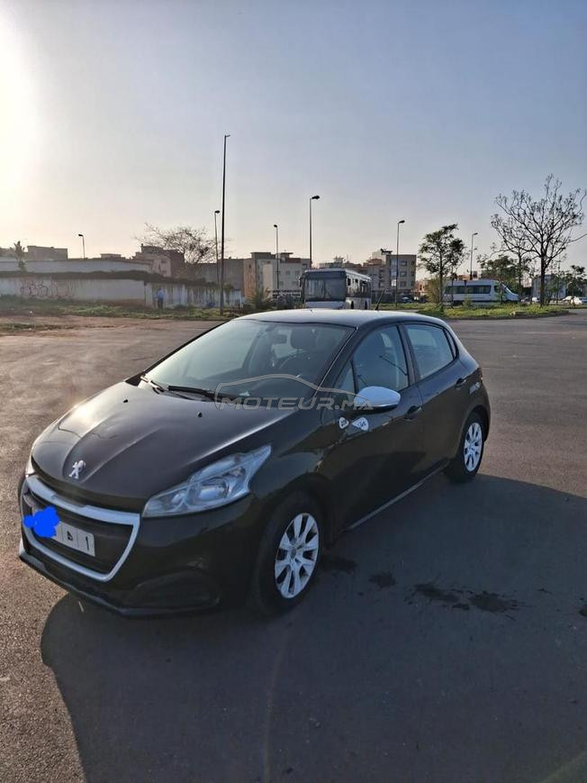 Peugeot 208 modèle 2015 kilométrage 172000