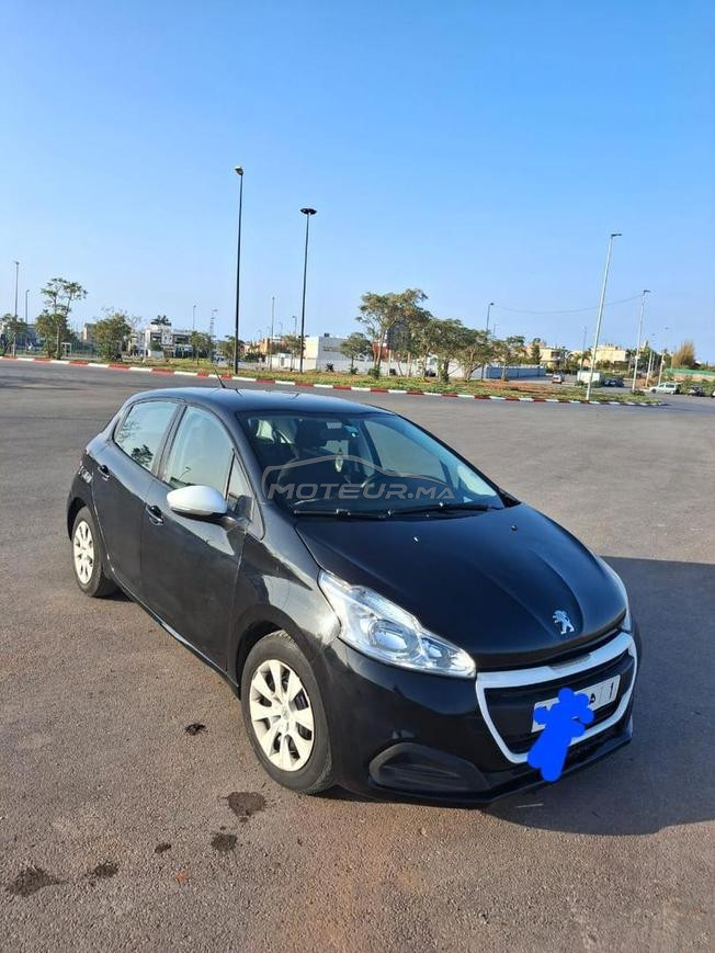 Peugeot 208 modèle 2015 kilométrage 172000