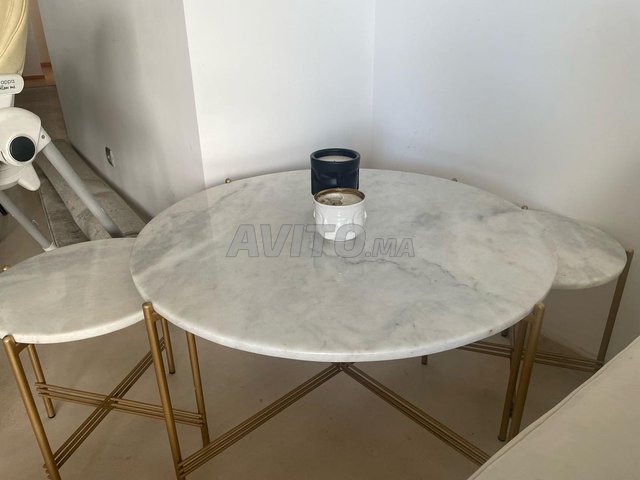Magnifique trio de tables basses en marbre