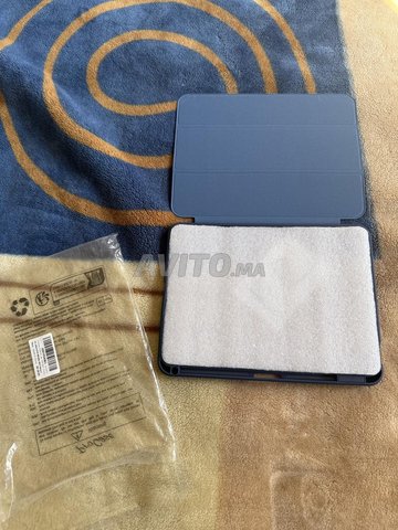 pochette pour iPad 10e génération 