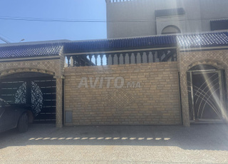 فيلا للبيع و مرخصة