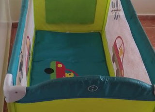 lit bébé etat neuf