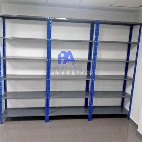 Rayonnage léger avec fond er parois a casa