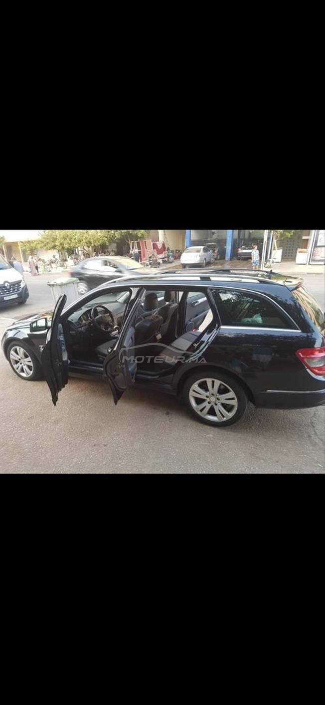 Mercedes-Benz 220 Diesel Automatique 2010 à Meknès