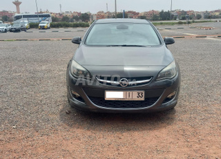 Opel Astra Diesel Manuelle 2013 à Agadir
